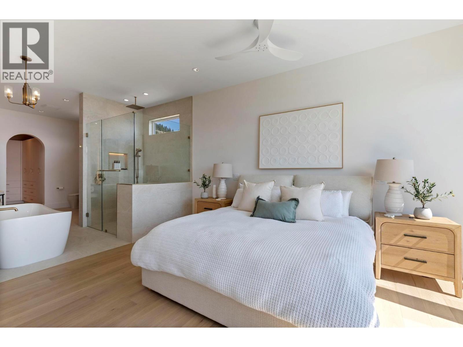  1391 Vineyard Drive, West Kelowna