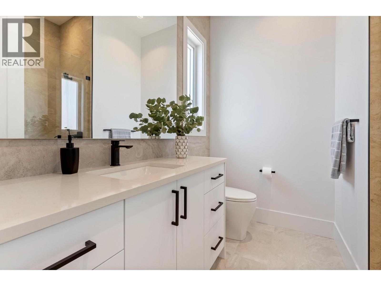  1391 Vineyard Drive, West Kelowna