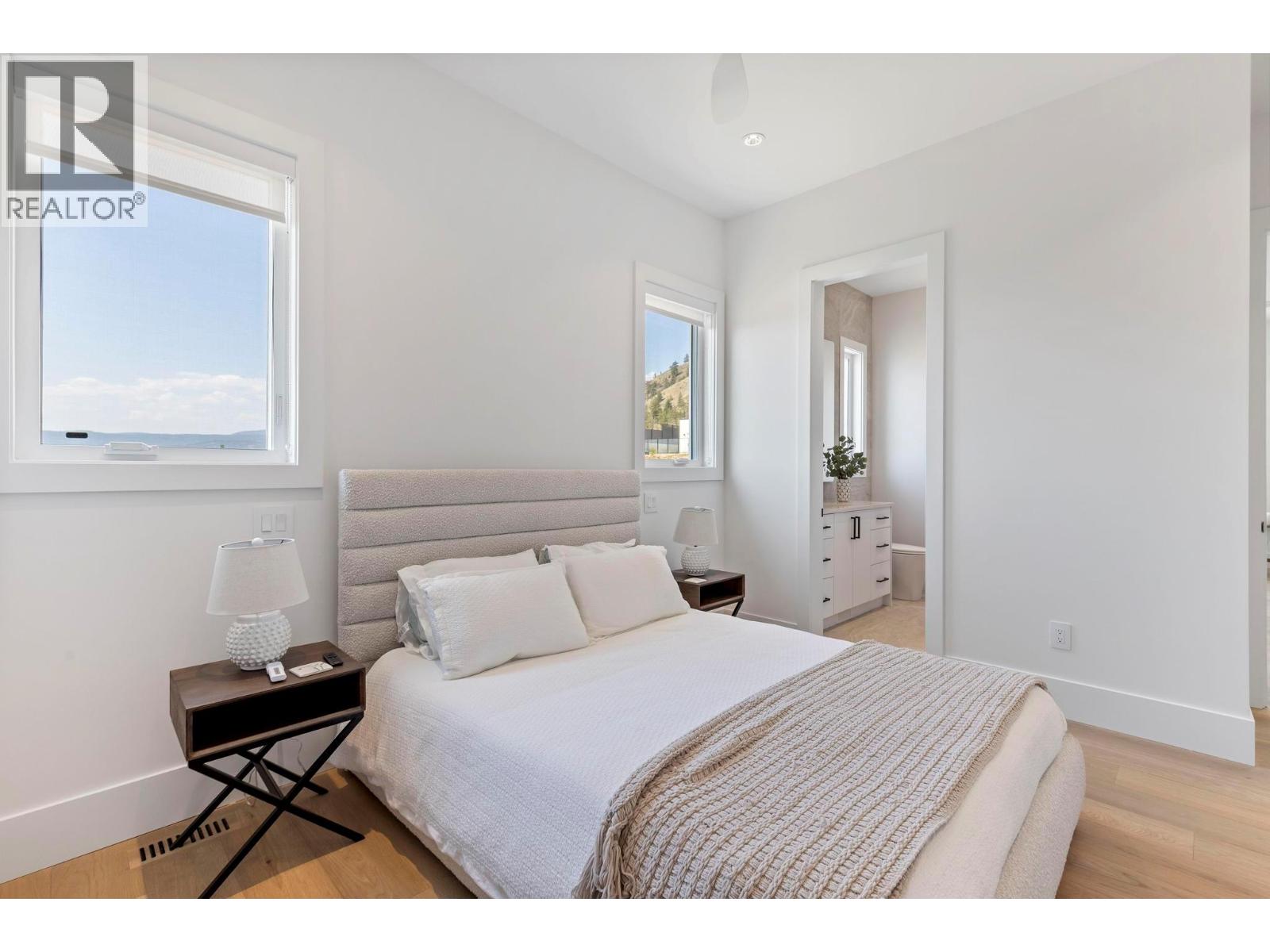  1391 Vineyard Drive, West Kelowna