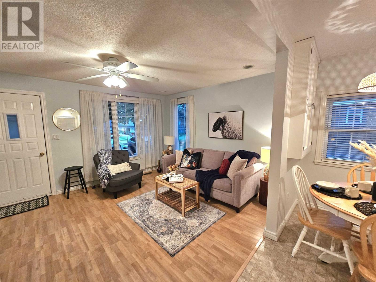 Photo 13 of 90 Glenwood Ave, Sault Ste Marie ON