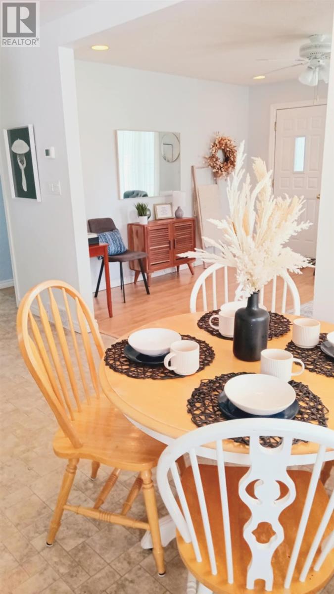 Photo 9 of 90 Glenwood Ave, Sault Ste Marie ON