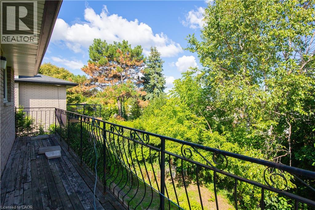 Photo 25 of 185 Lavina Crescent, Hamilton ON
