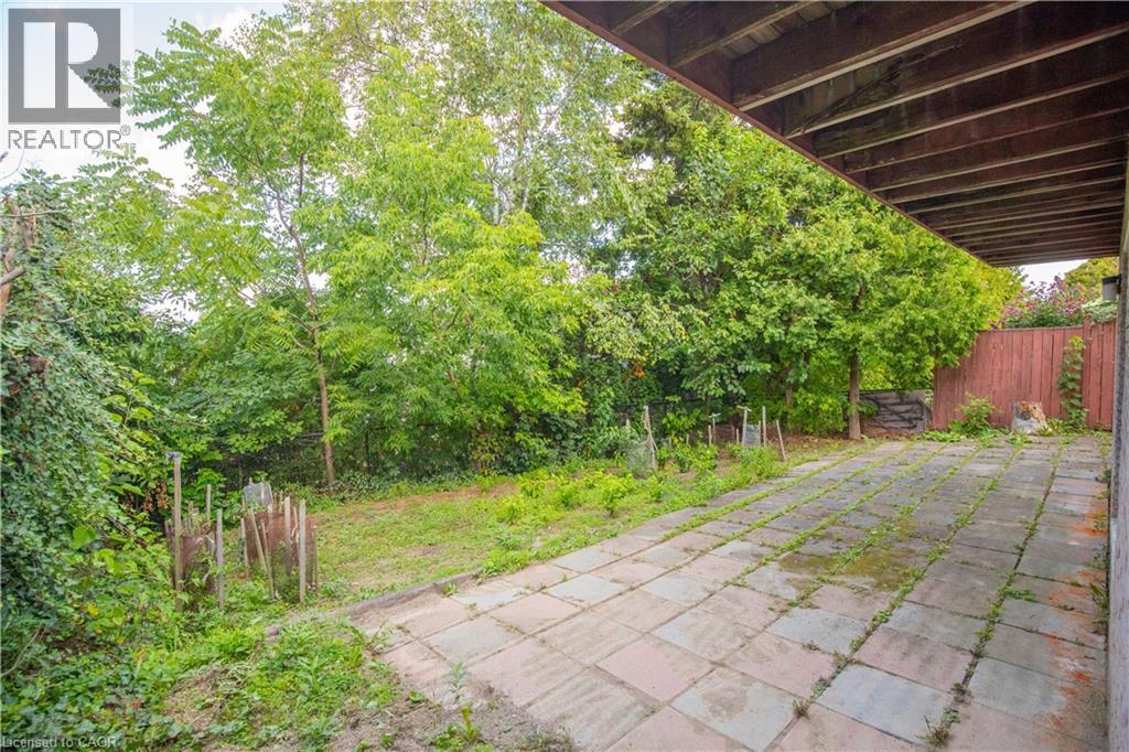 Photo 33 of 185 Lavina Crescent, Hamilton ON