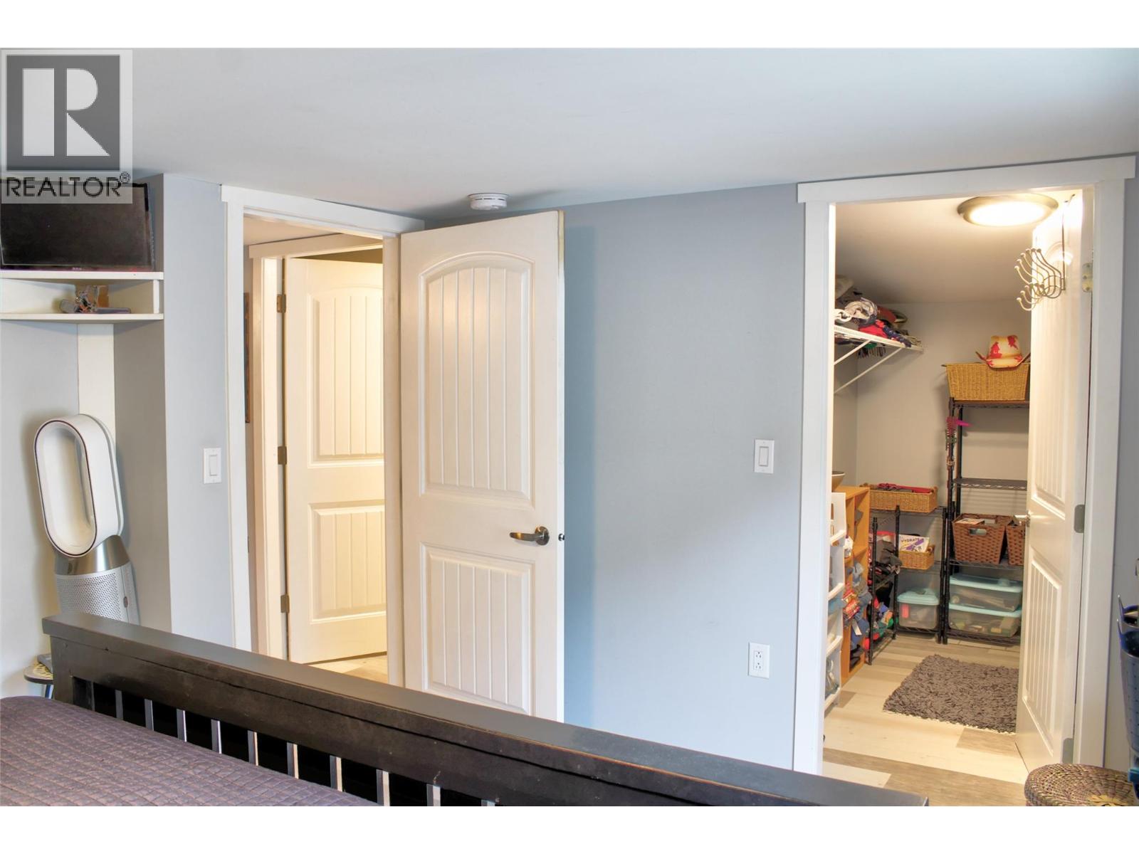 4 6588 97A Highway, Enderby