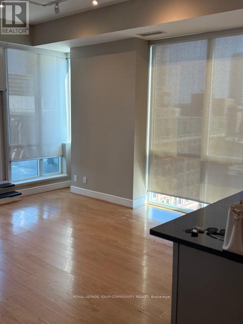 Photo 6 of 716 112 George Street Sw, Toronto ON
