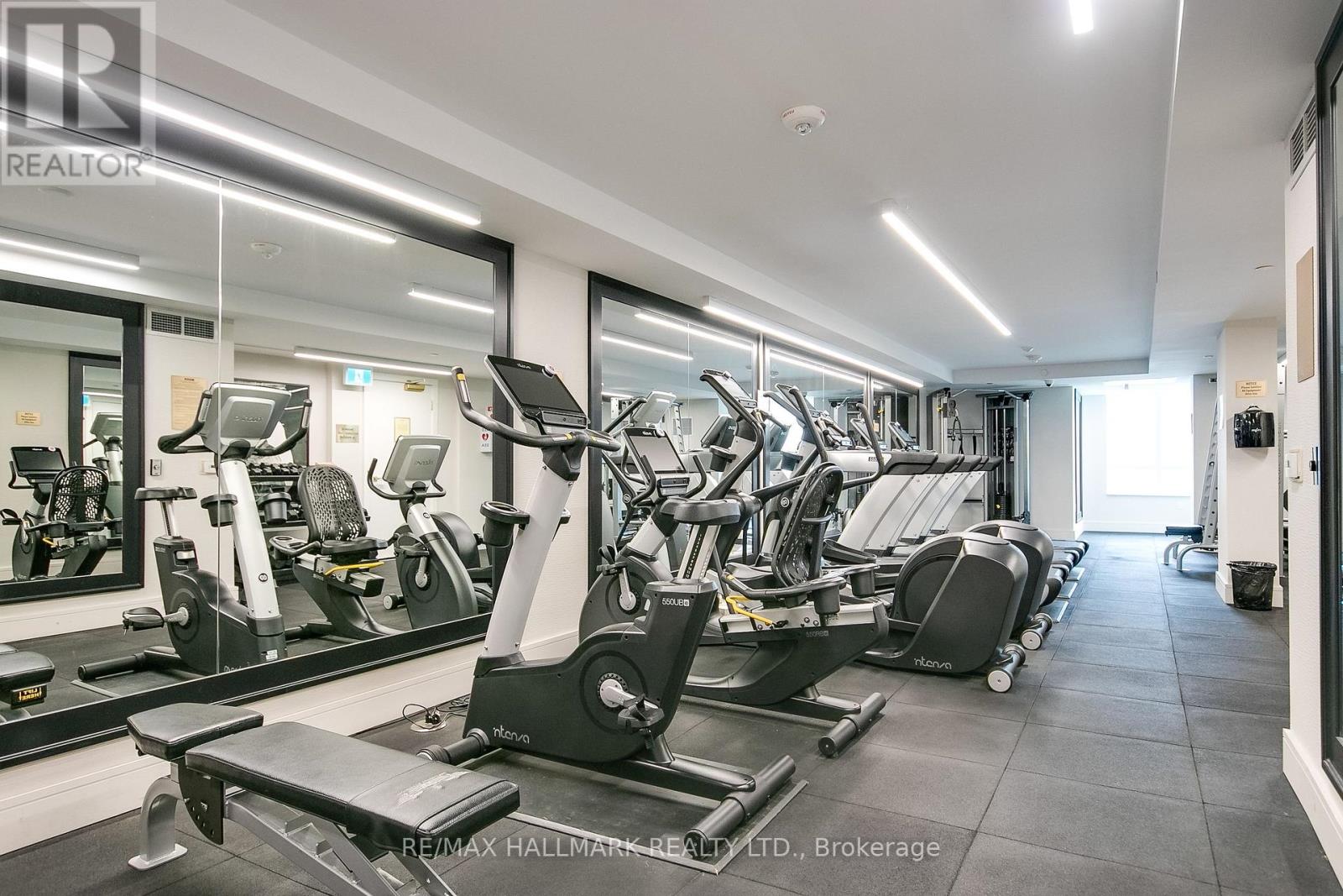 Photo 40 of 406 1700 Avenue Road, Toronto ON