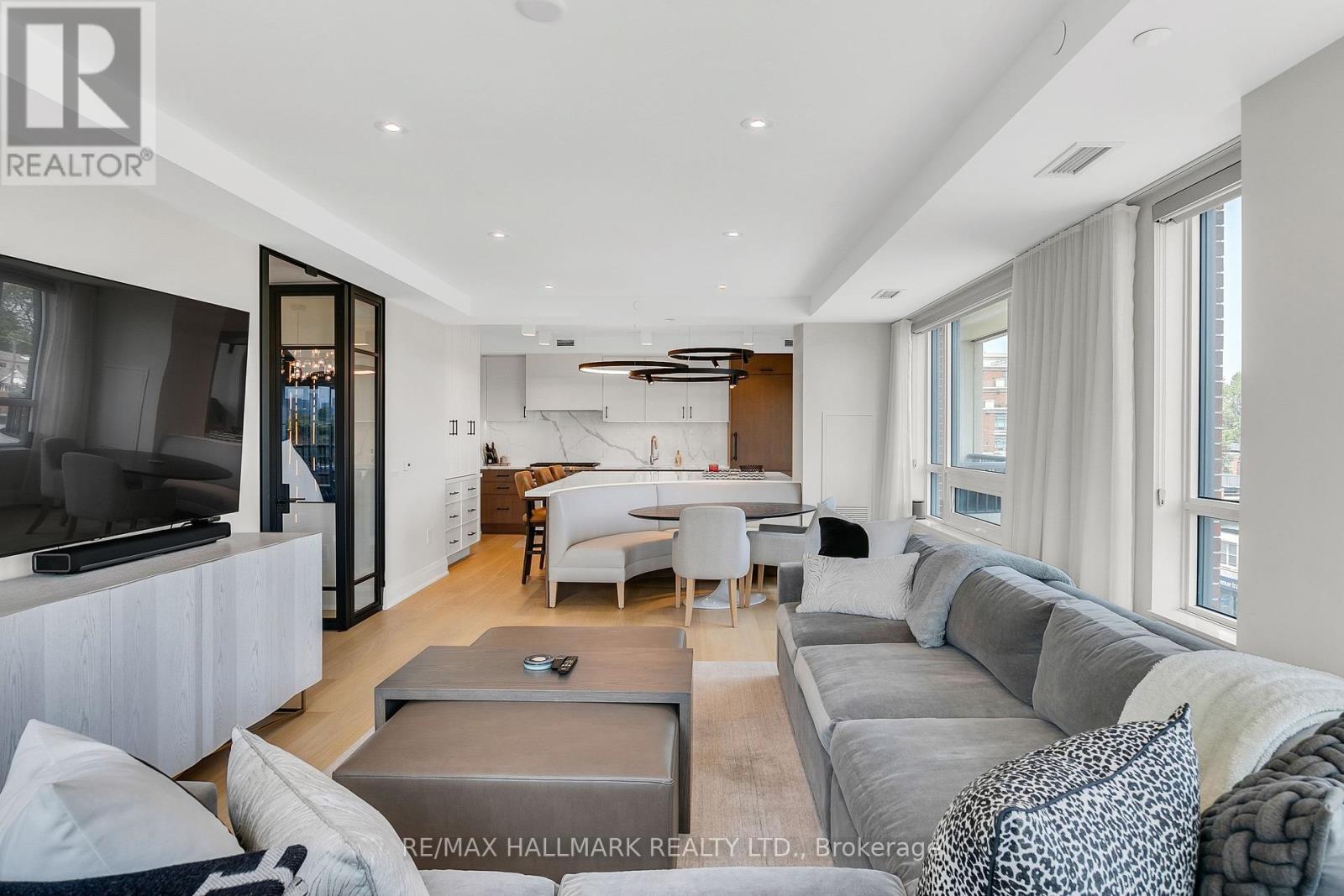 Photo 9 of 406 1700 Avenue Road, Toronto ON
