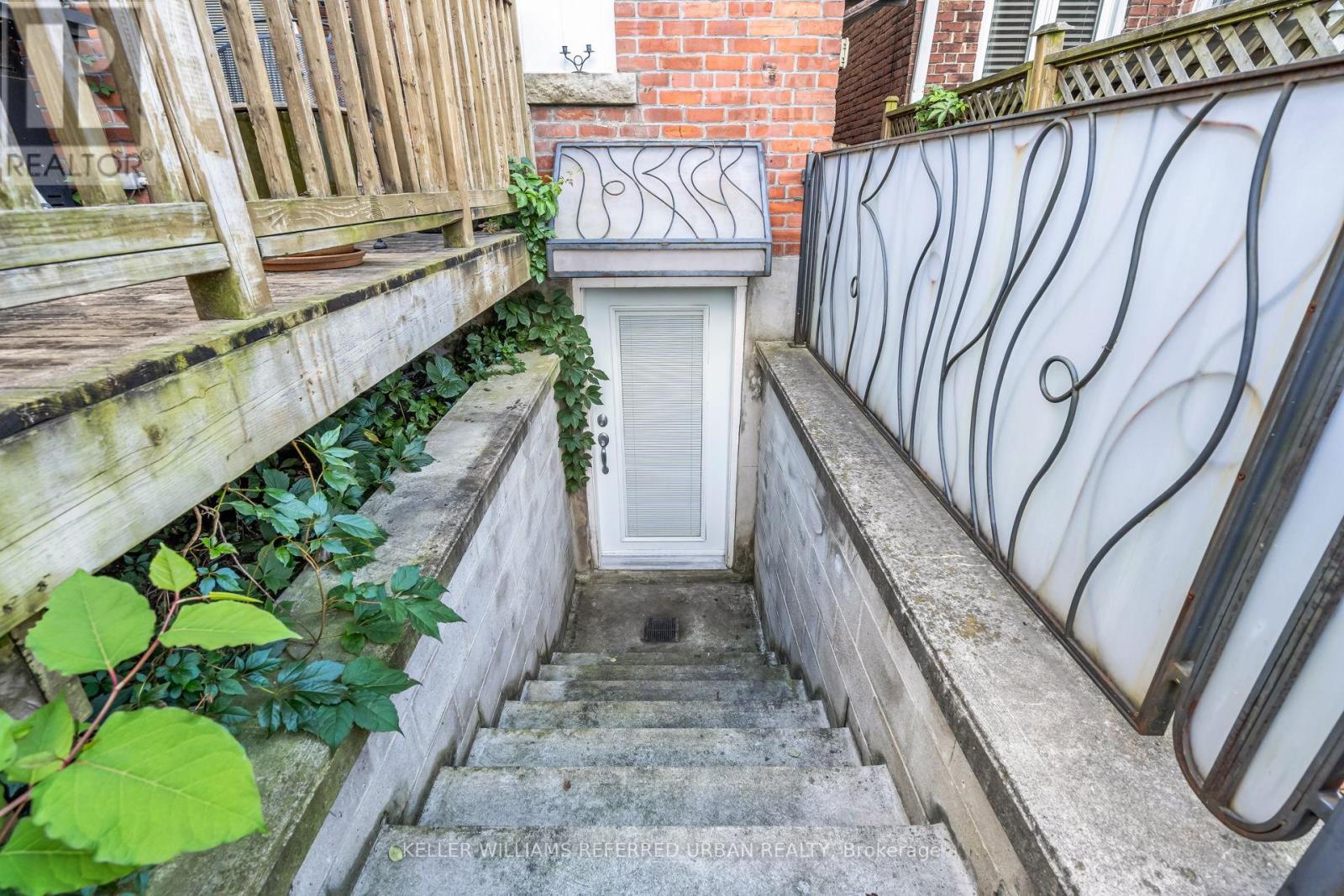 Photo 2 of Bsmt 291 Margueretta Street, Toronto ON