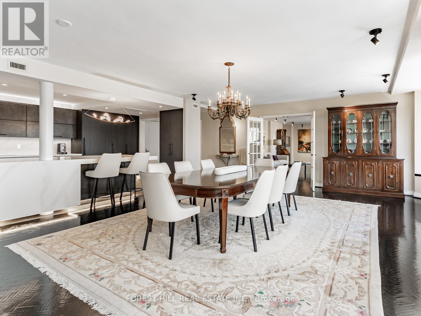 Photo 12 of 1810 1809 175 Cumberland Street, Toronto ON