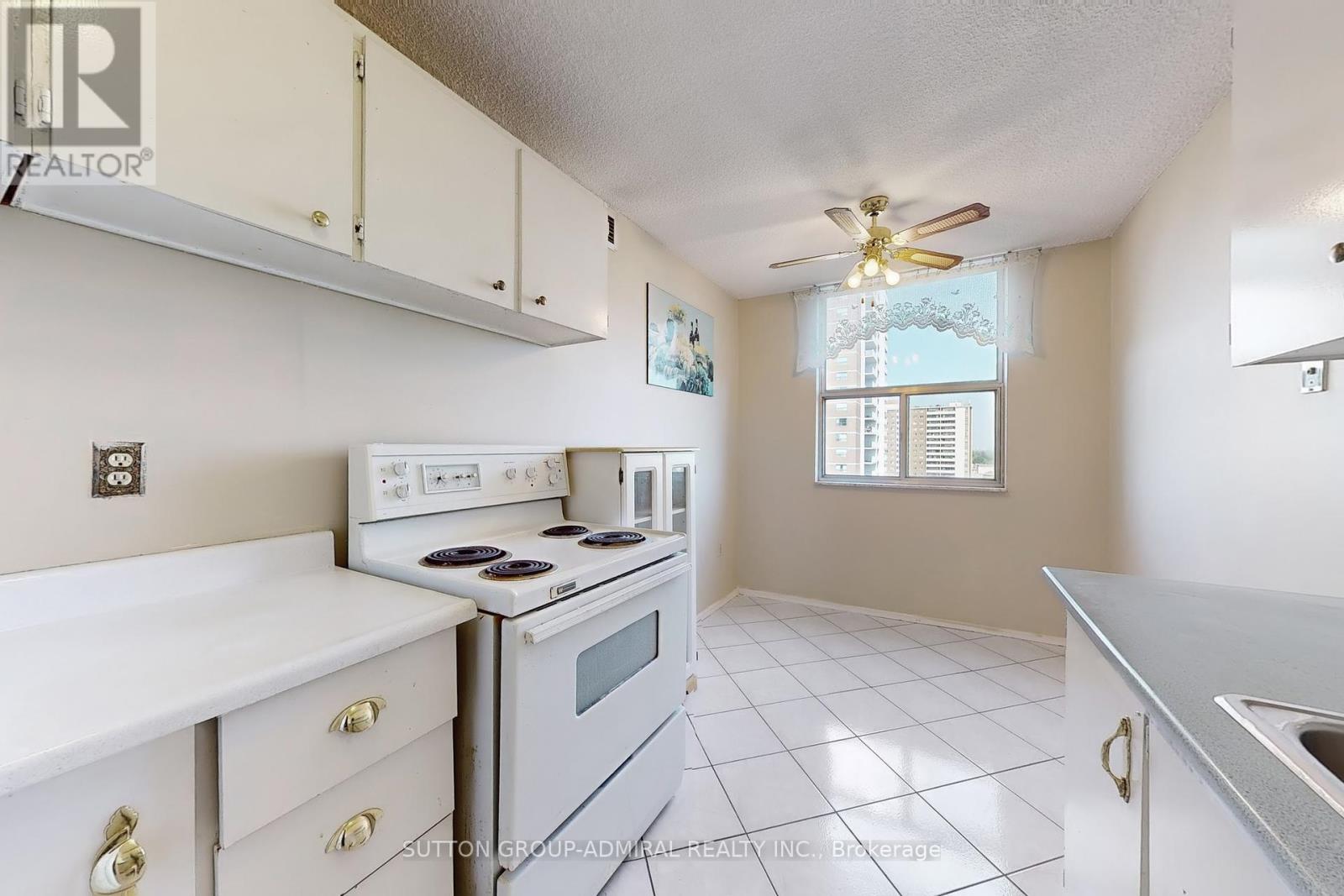 Photo 11 of 1205 205 Hilda Avenue, Toronto ON