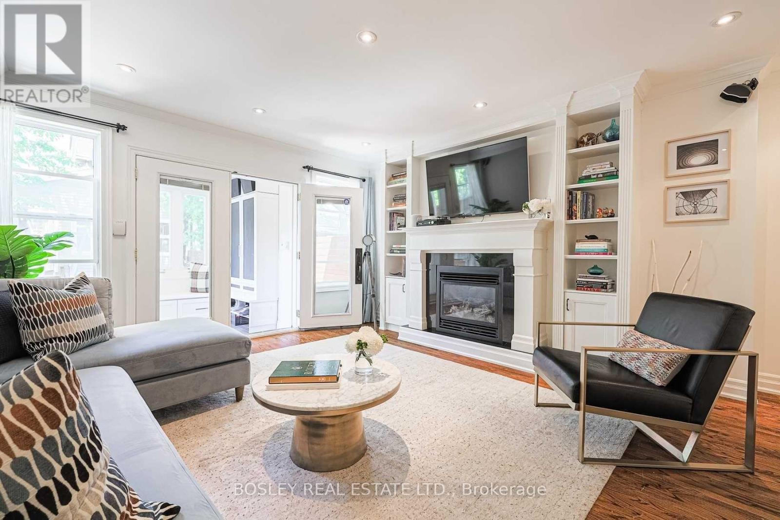 Photo 13 of 56 Helena Avenue, Toronto ON