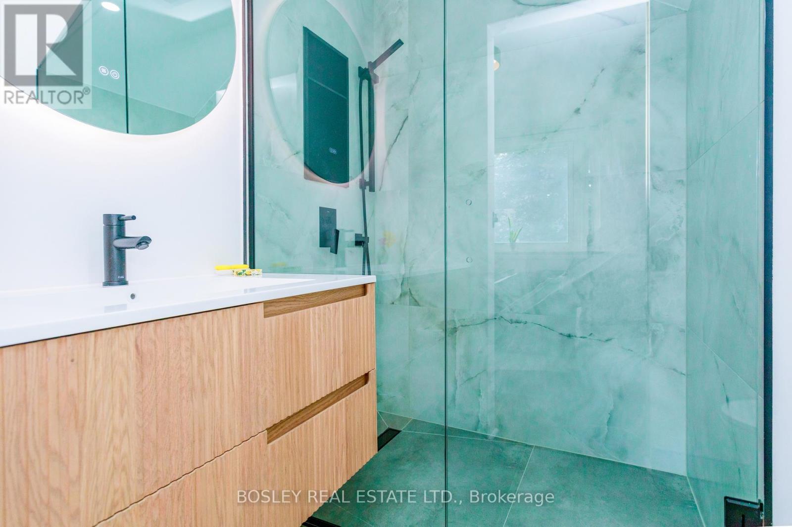 Photo 20 of 56 Helena Avenue, Toronto ON