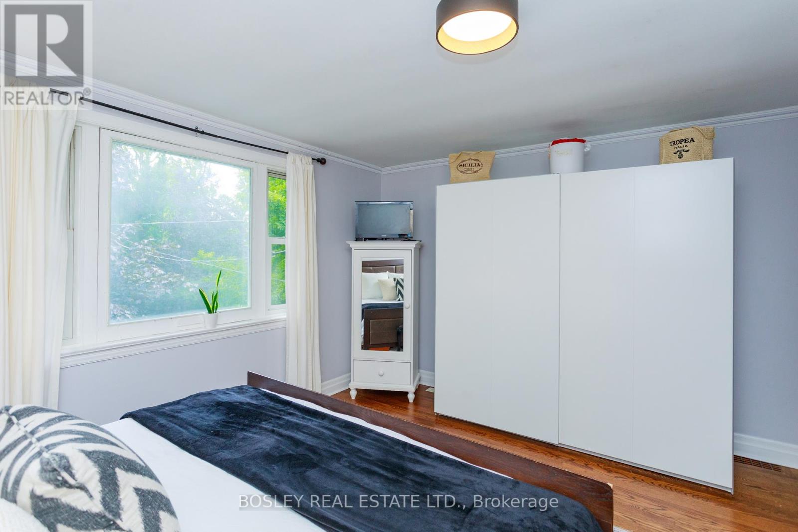 Photo 21 of 56 Helena Avenue, Toronto ON