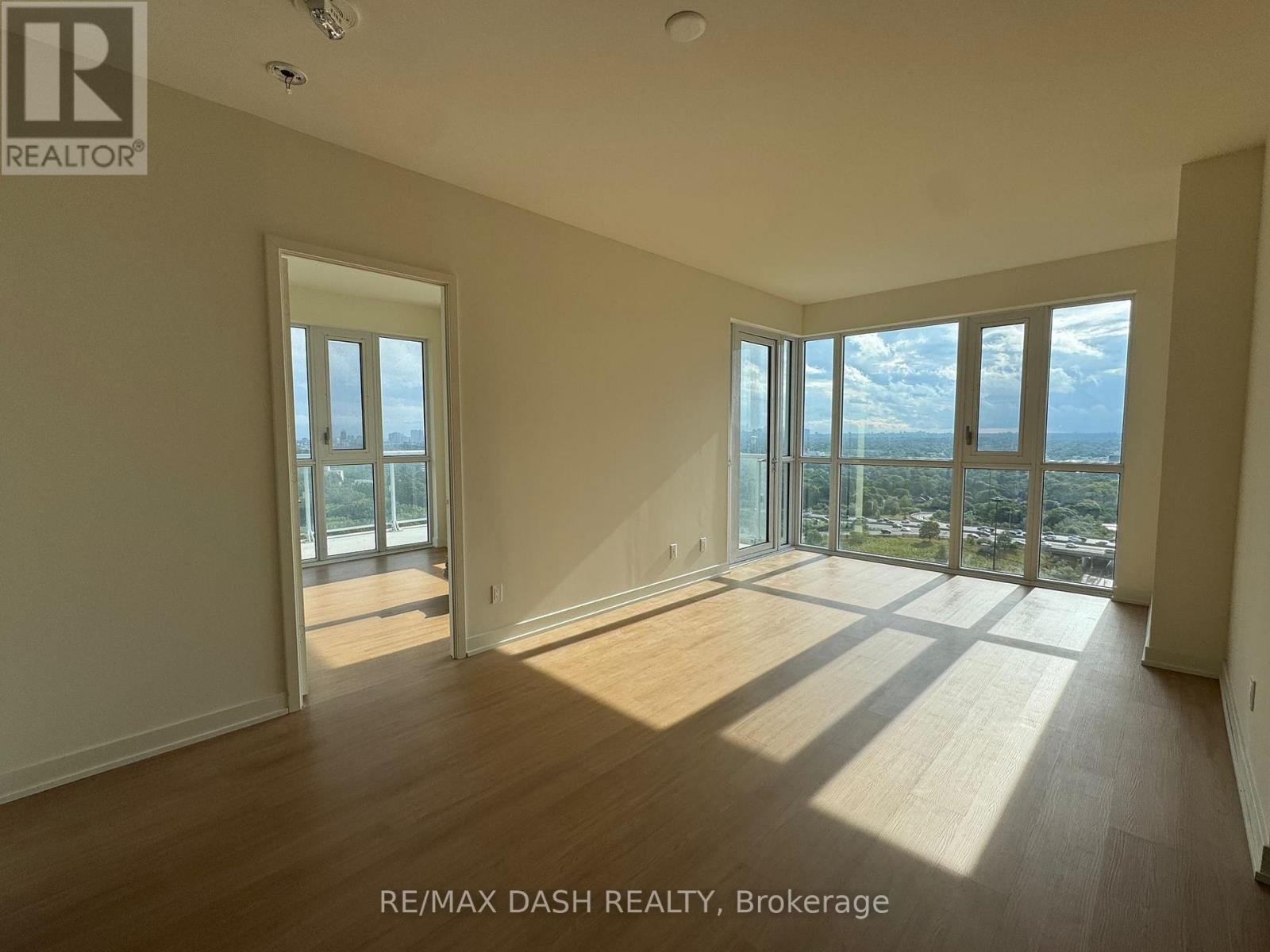 Photo 1 of 1702 10 Deerlick Court, Toronto ON