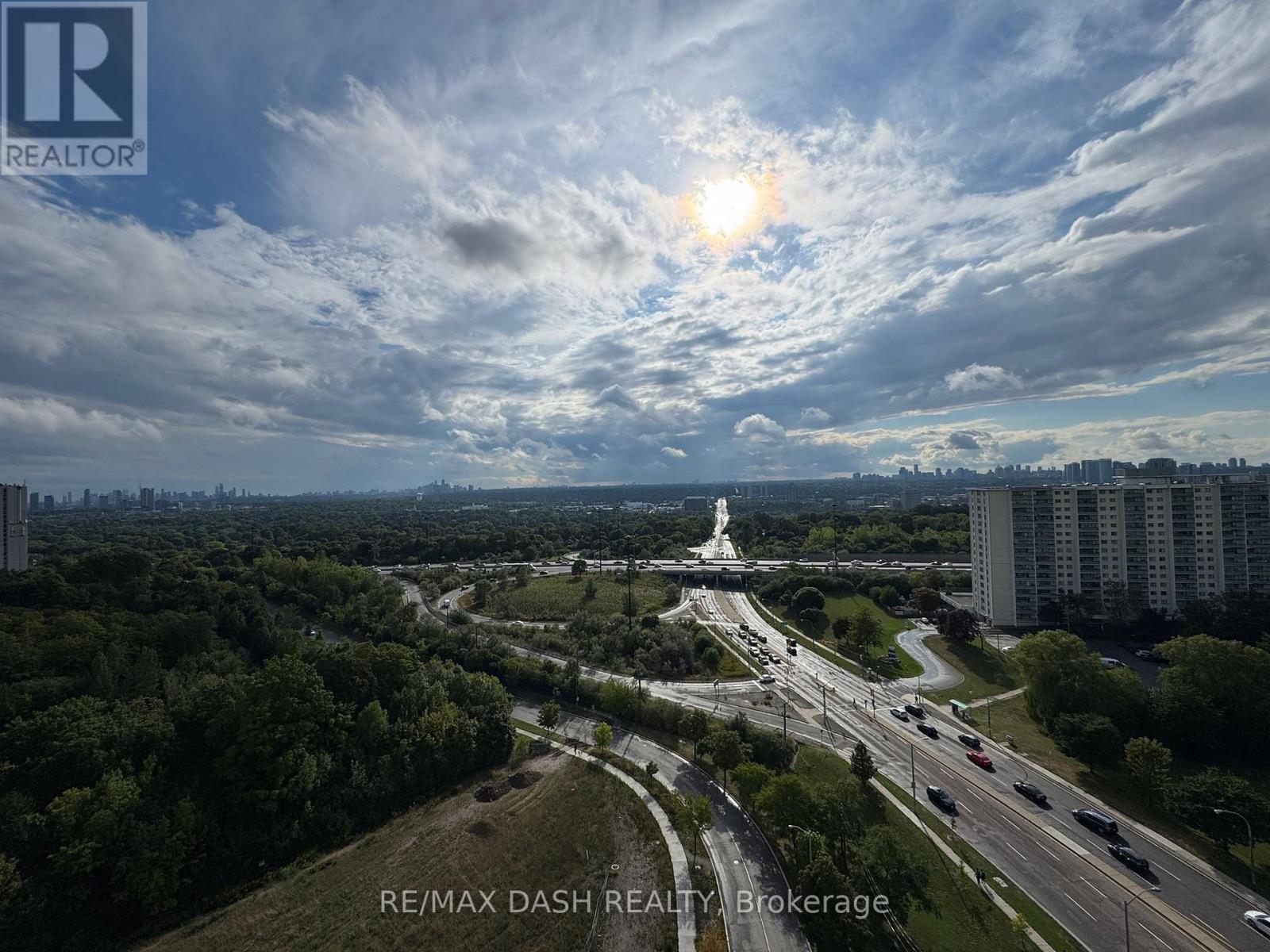 Photo 17 of 1702 10 Deerlick Court, Toronto ON