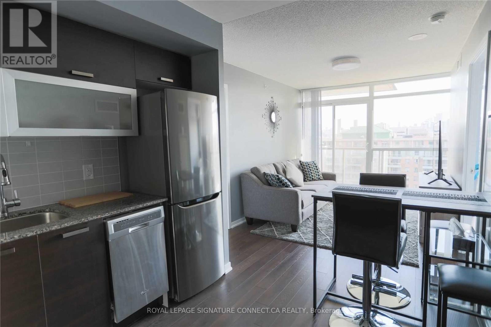 Photo 1 of 1033 68 Abell Street, Toronto ON