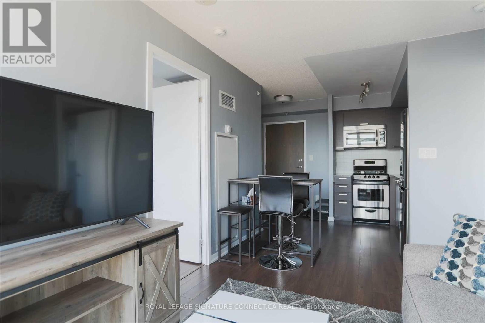 Photo 11 of 1033 68 Abell Street, Toronto ON