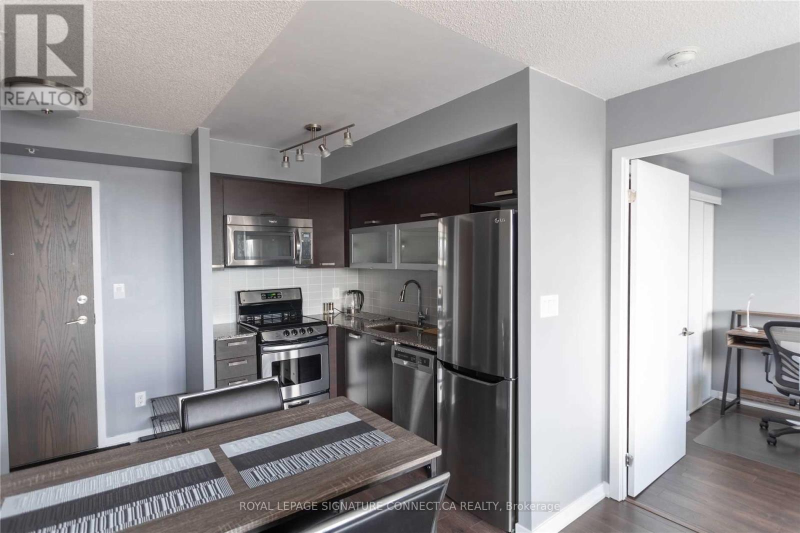 Photo 12 of 1033 68 Abell Street, Toronto ON