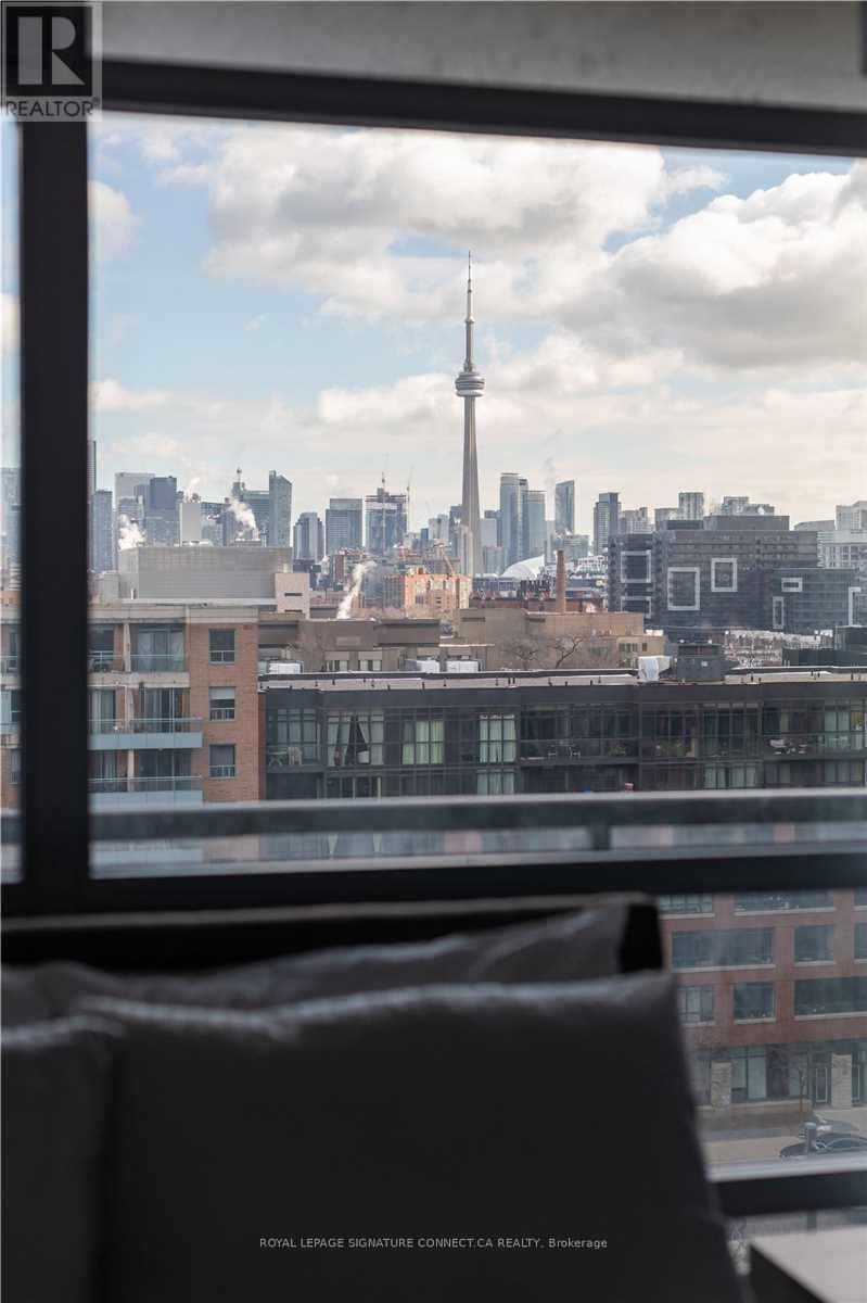 Photo 18 of 1033 68 Abell Street, Toronto ON