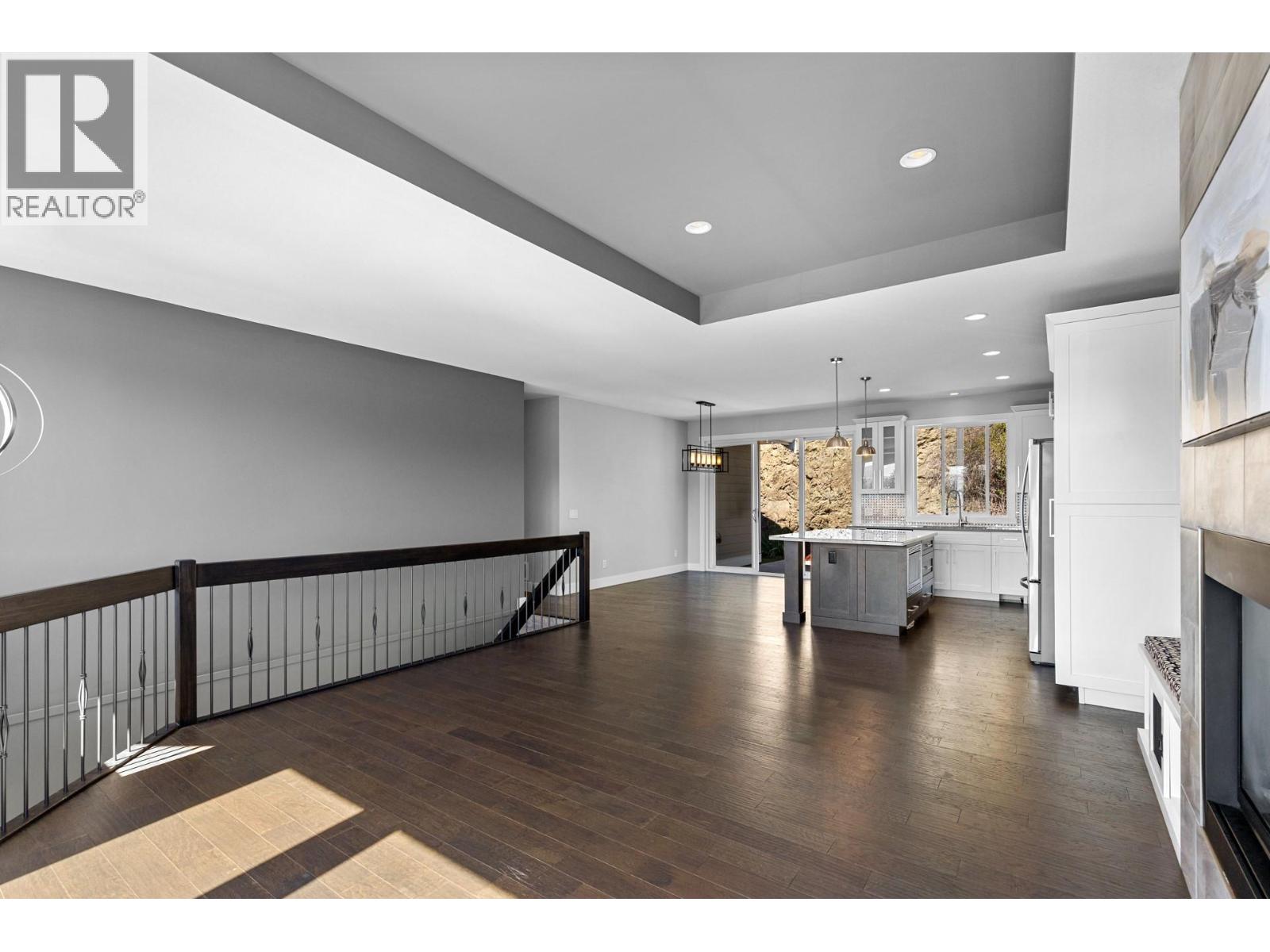  272 Upper Canyon Drive North, Kelowna