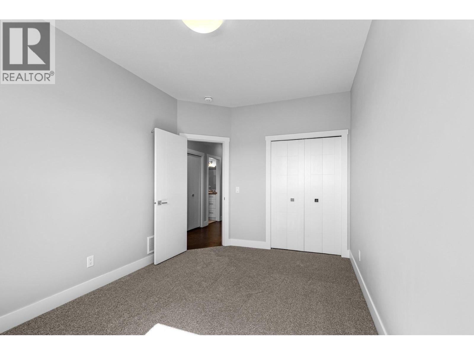  272 Upper Canyon Drive North, Kelowna