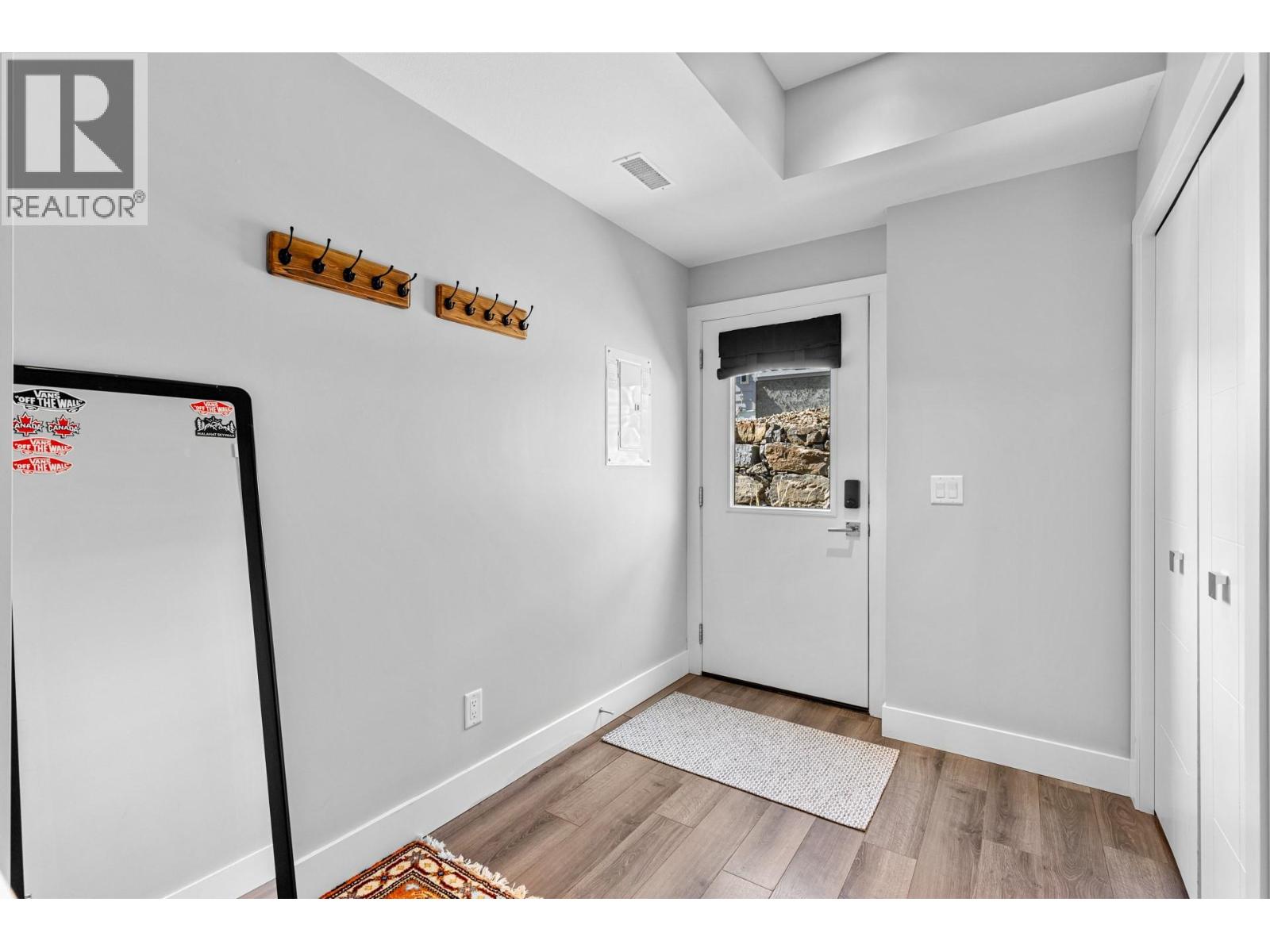 272 Upper Canyon Drive North, Kelowna