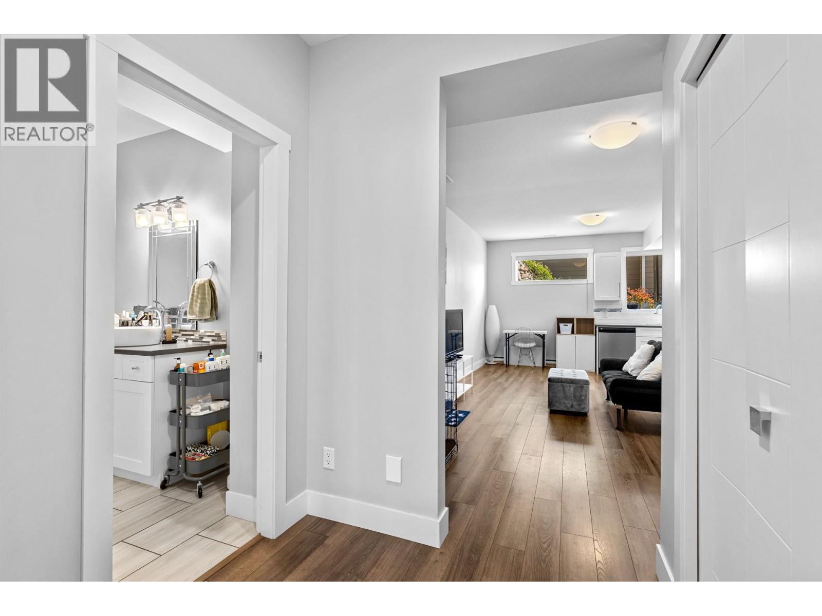  272 Upper Canyon Drive North, Kelowna