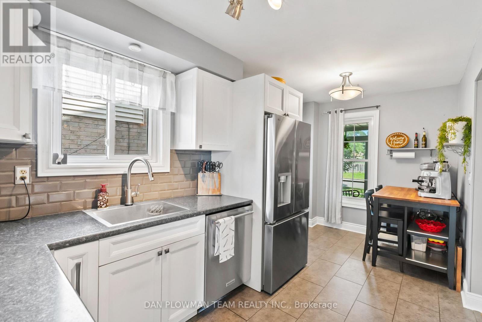 Photo 11 of 1509 Connery Crescent, Oshawa ON