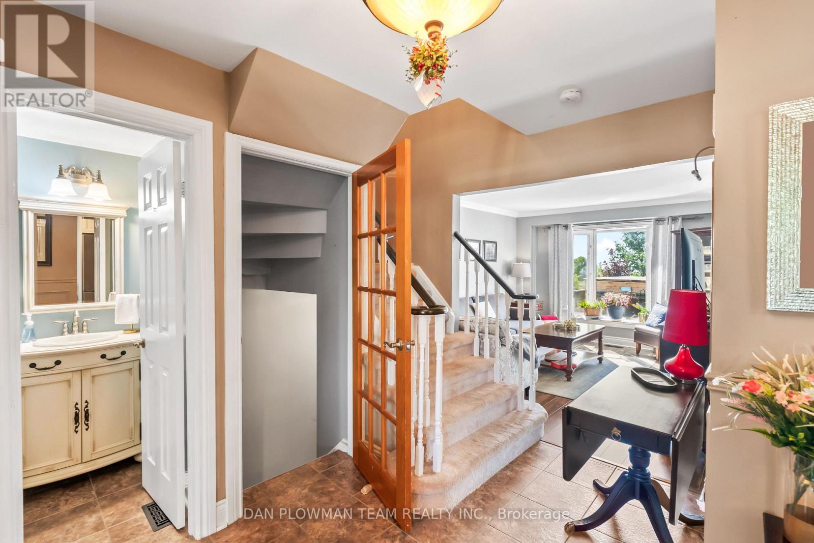 Photo 8 of 1509 Connery Crescent, Oshawa ON