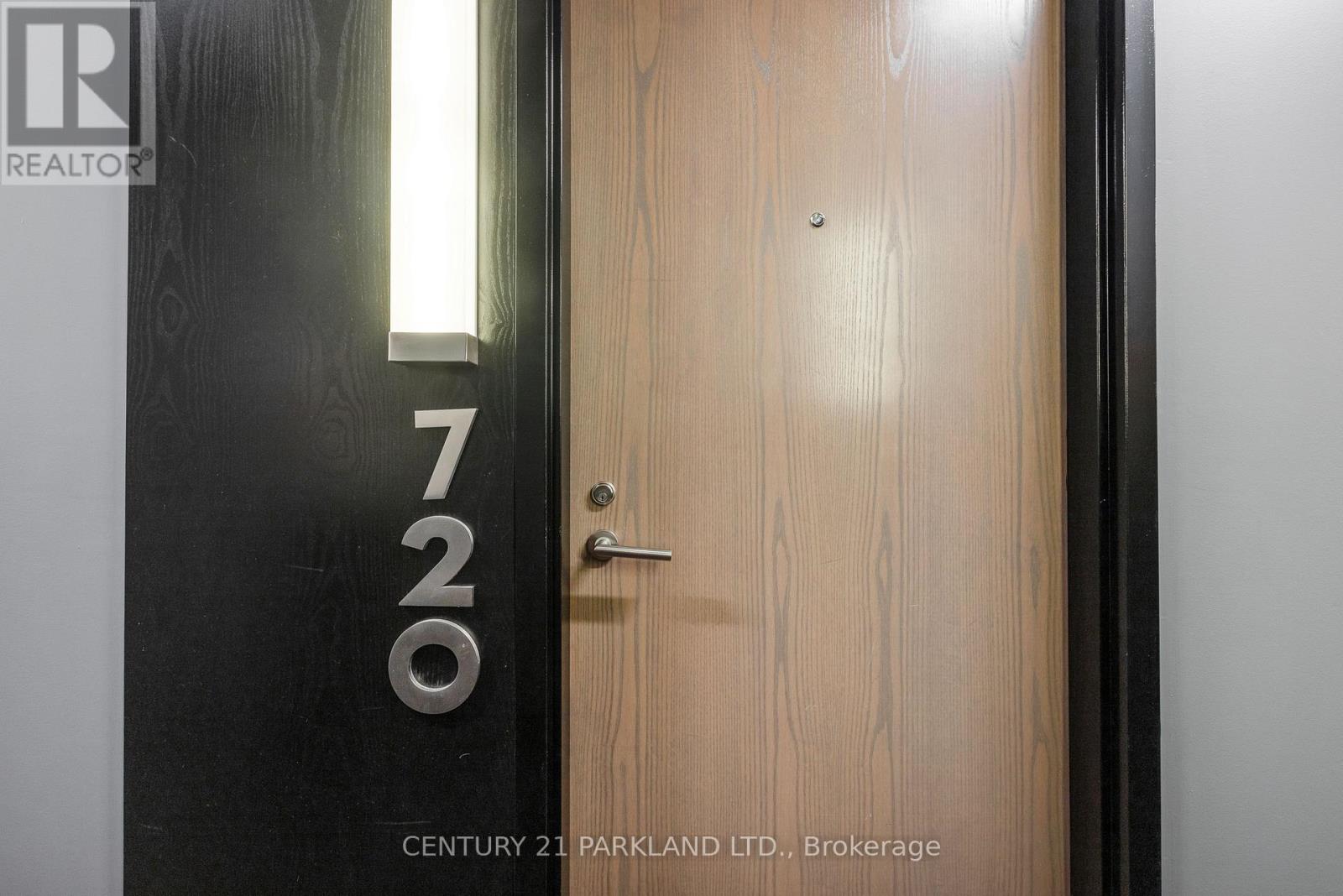 Photo 5 of 720 90 Broadview Avenue, Toronto ON