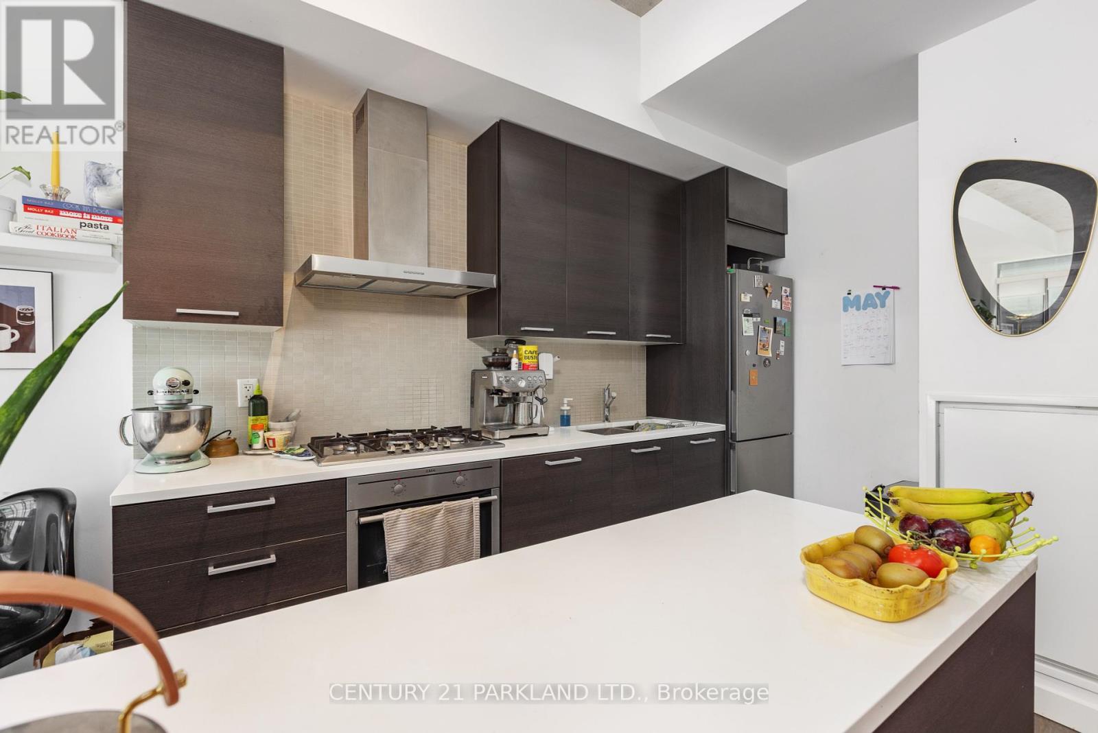 Photo 8 of 720 90 Broadview Avenue, Toronto ON