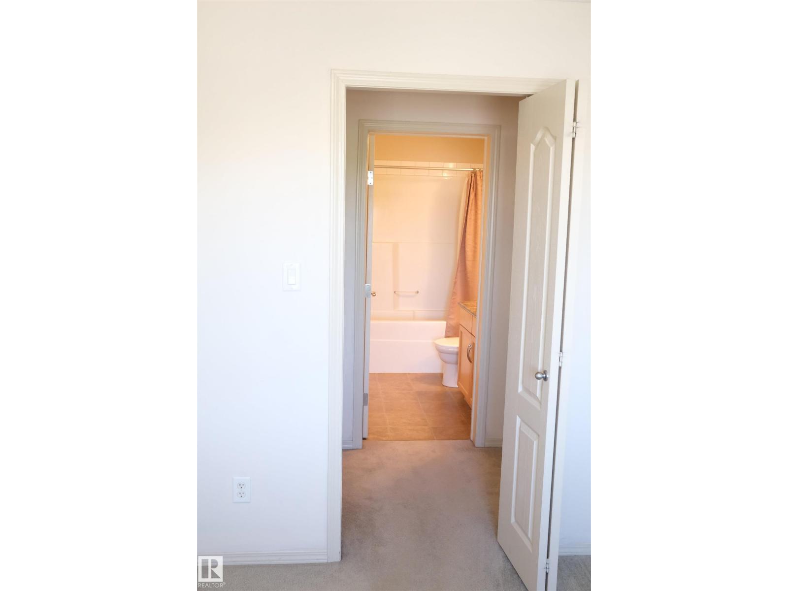 Photo 18 of 223 5951 165 Av Nw, Edmonton AB