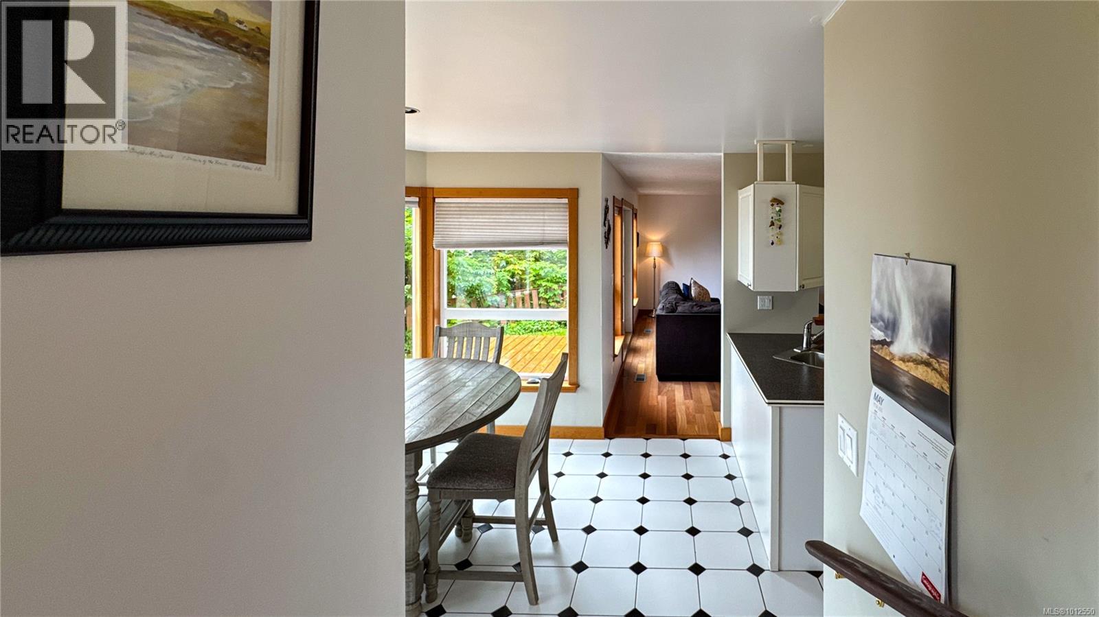 Photo 15 of 7085 Shorncliffe Ave, Port Hardy BC