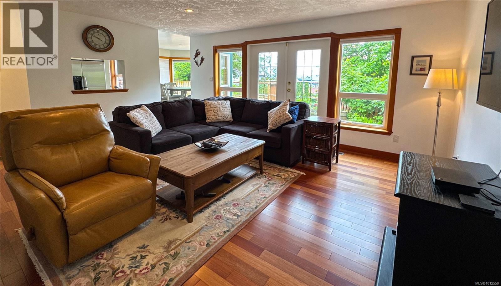 Photo 21 of 7085 Shorncliffe Ave, Port Hardy BC