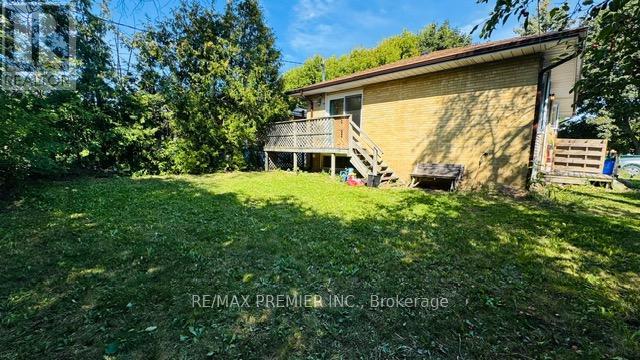 Photo 5 of Main 60 Maralim Road, Richmond Hill ON