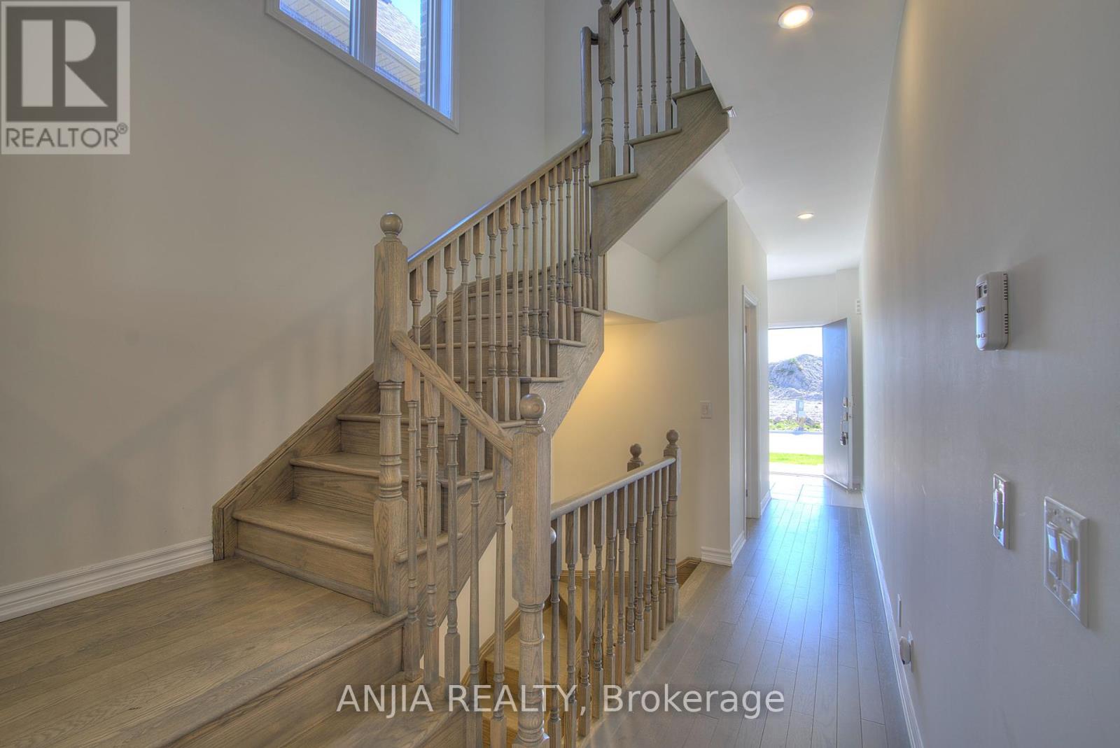 Photo 13 of 69 Freeman Williams Street, Markham ON