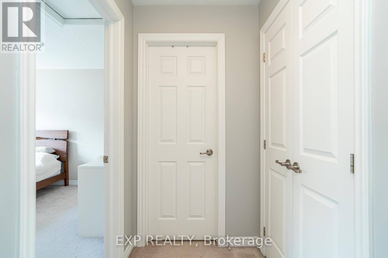 Photo 24 of 25 Solaris Drive, Ottawa ON