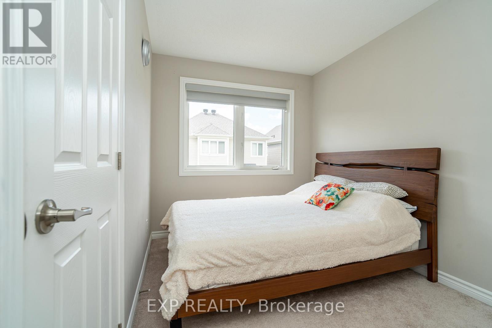 Photo 26 of 25 Solaris Drive, Ottawa ON
