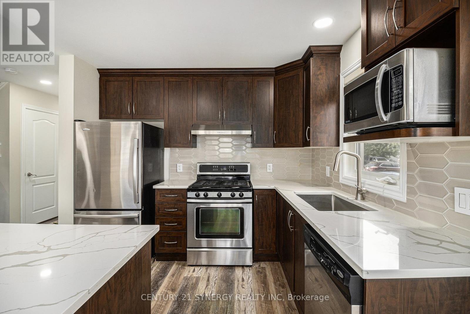 Photo 11 of 97 Asselin Street E, The Nation ON
