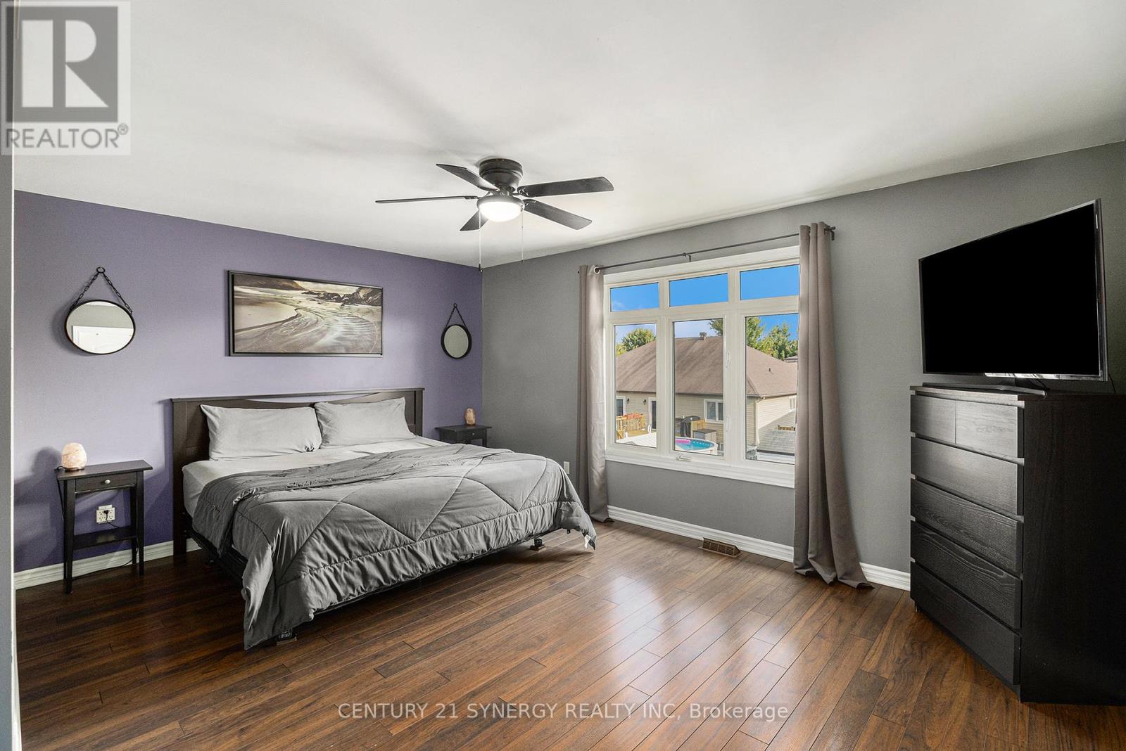 Photo 17 of 97 Asselin Street E, The Nation ON
