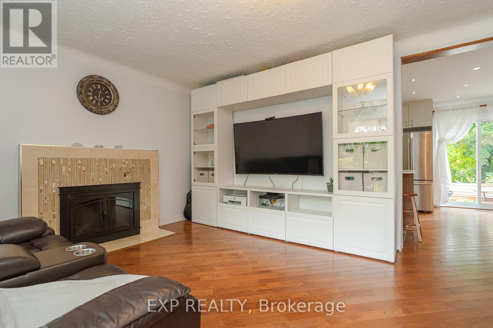 Photo 6 of 1807 Second Line Road, Ottawa ON