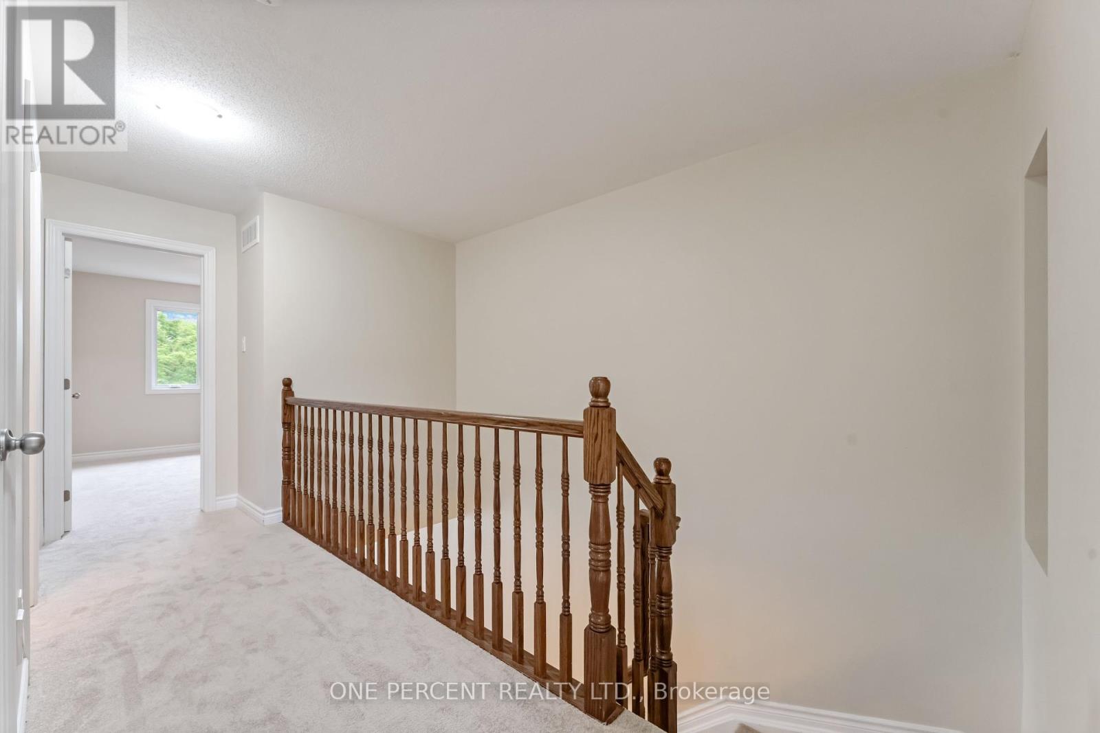 Photo 12 of 213 Via San Marino Street, Ottawa ON