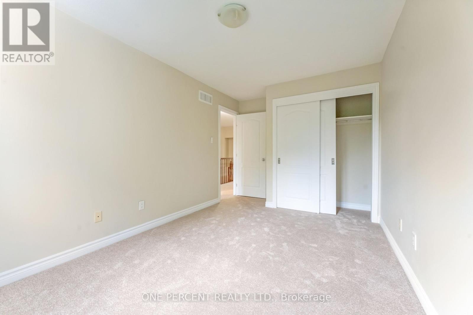 Photo 18 of 213 Via San Marino Street, Ottawa ON