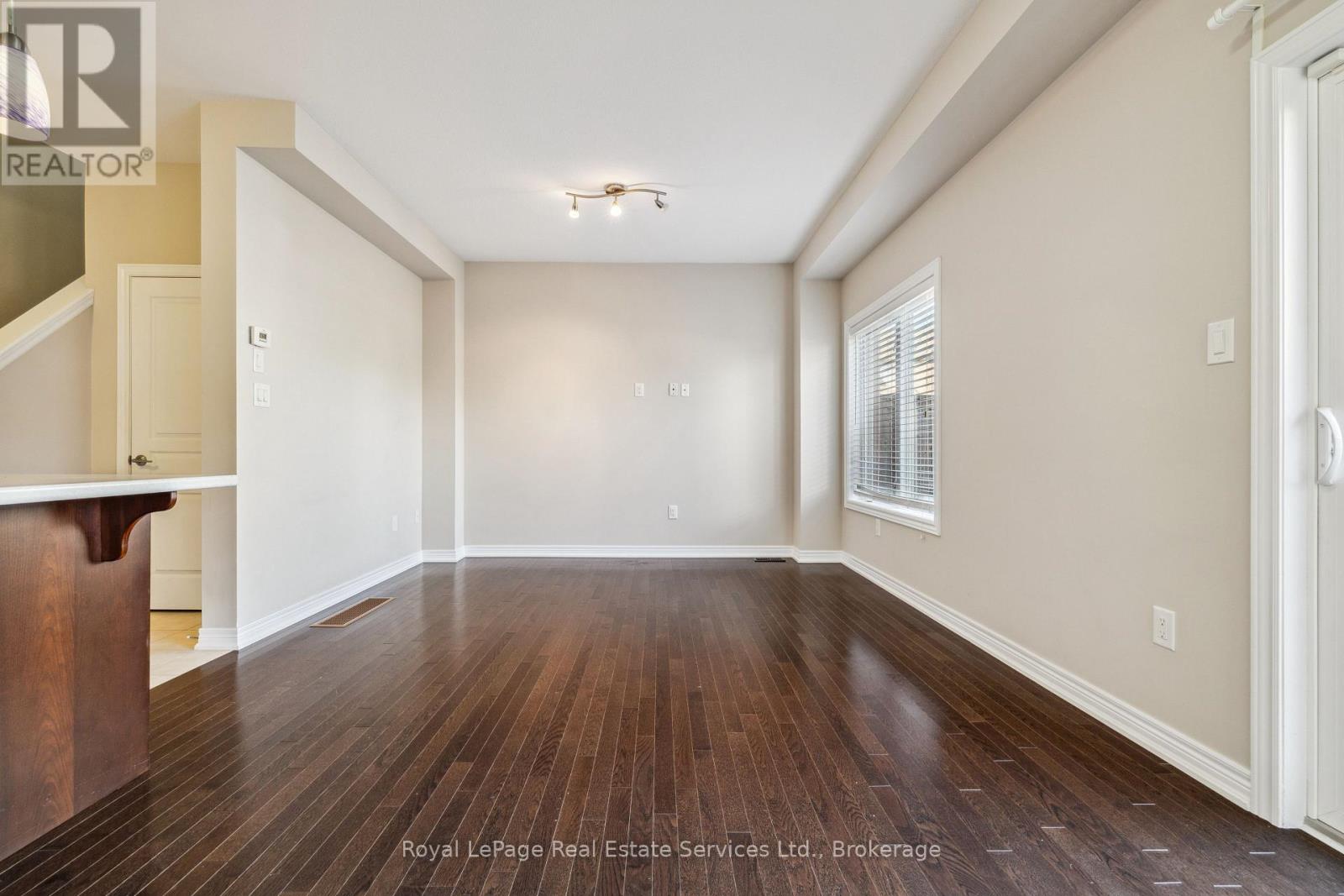Photo 14 of 44 515 Winston Road, Grimsby ON