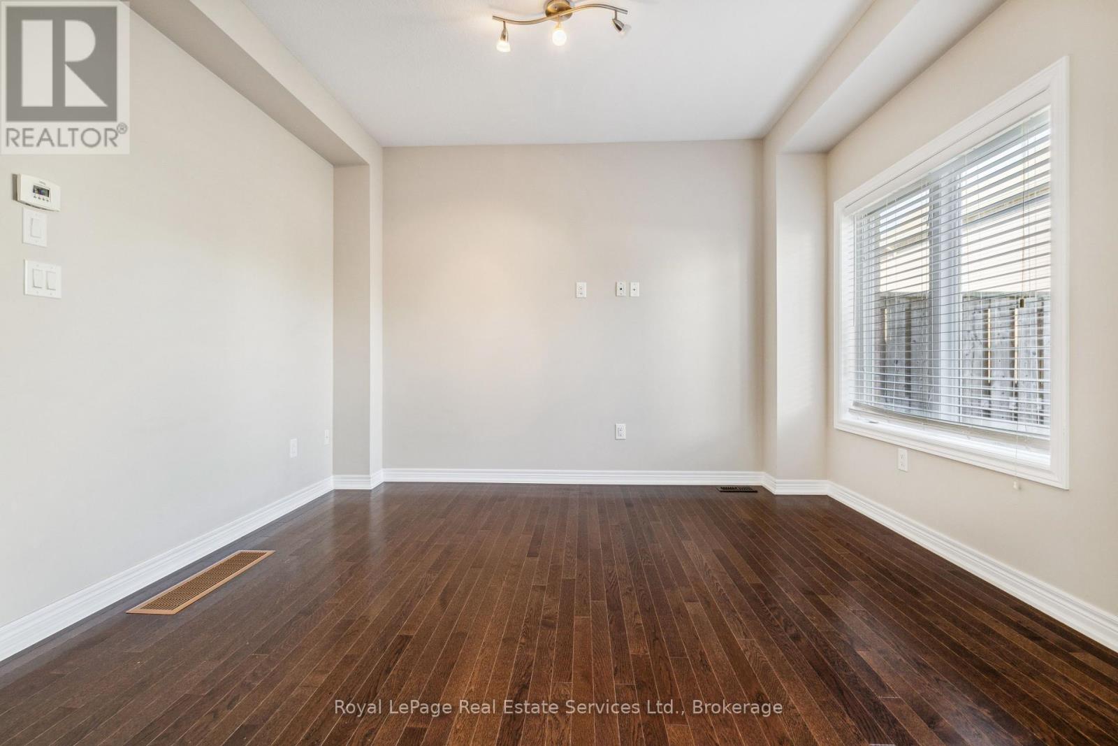 Photo 16 of 44 515 Winston Road, Grimsby ON