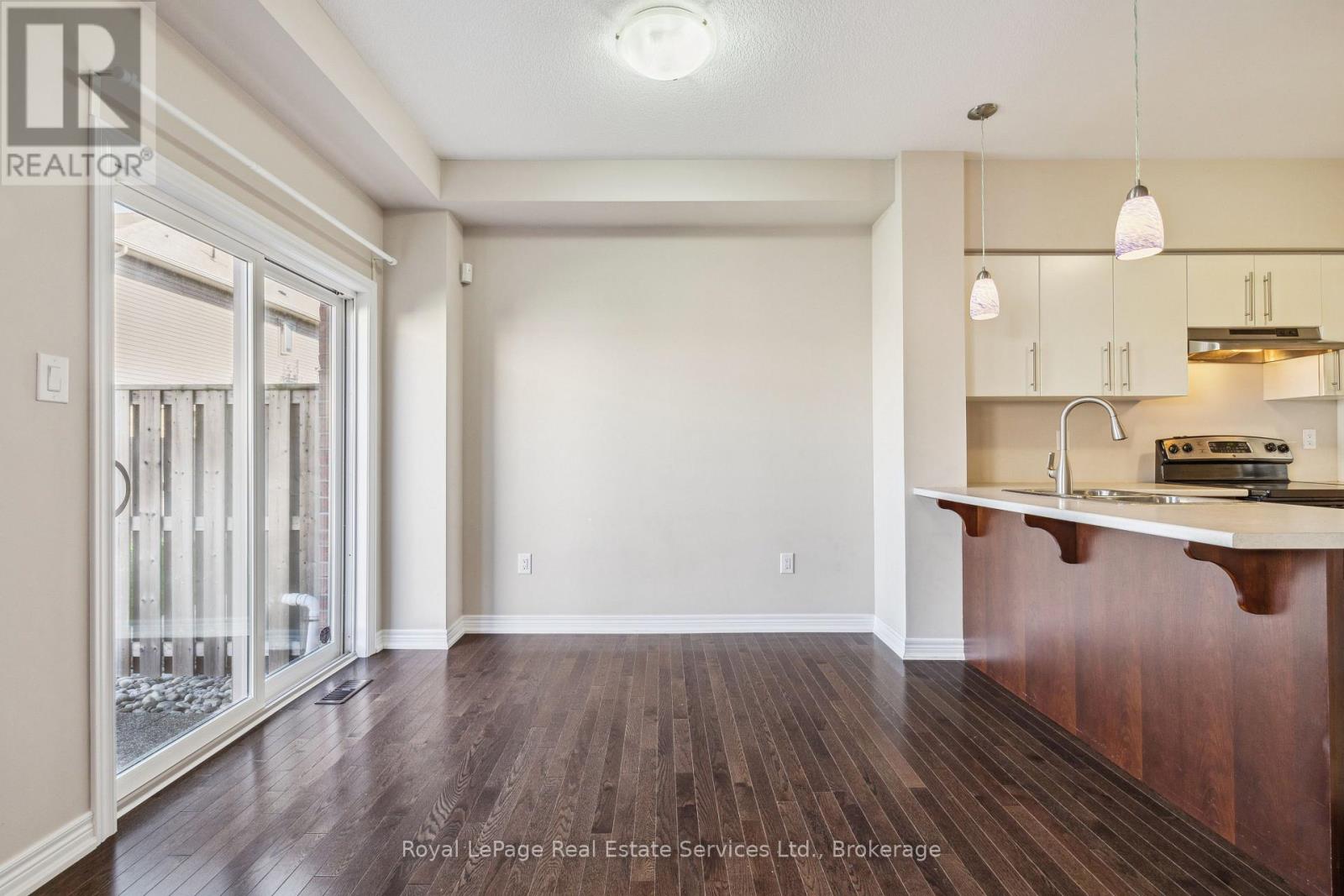 Photo 19 of 44 515 Winston Road, Grimsby ON