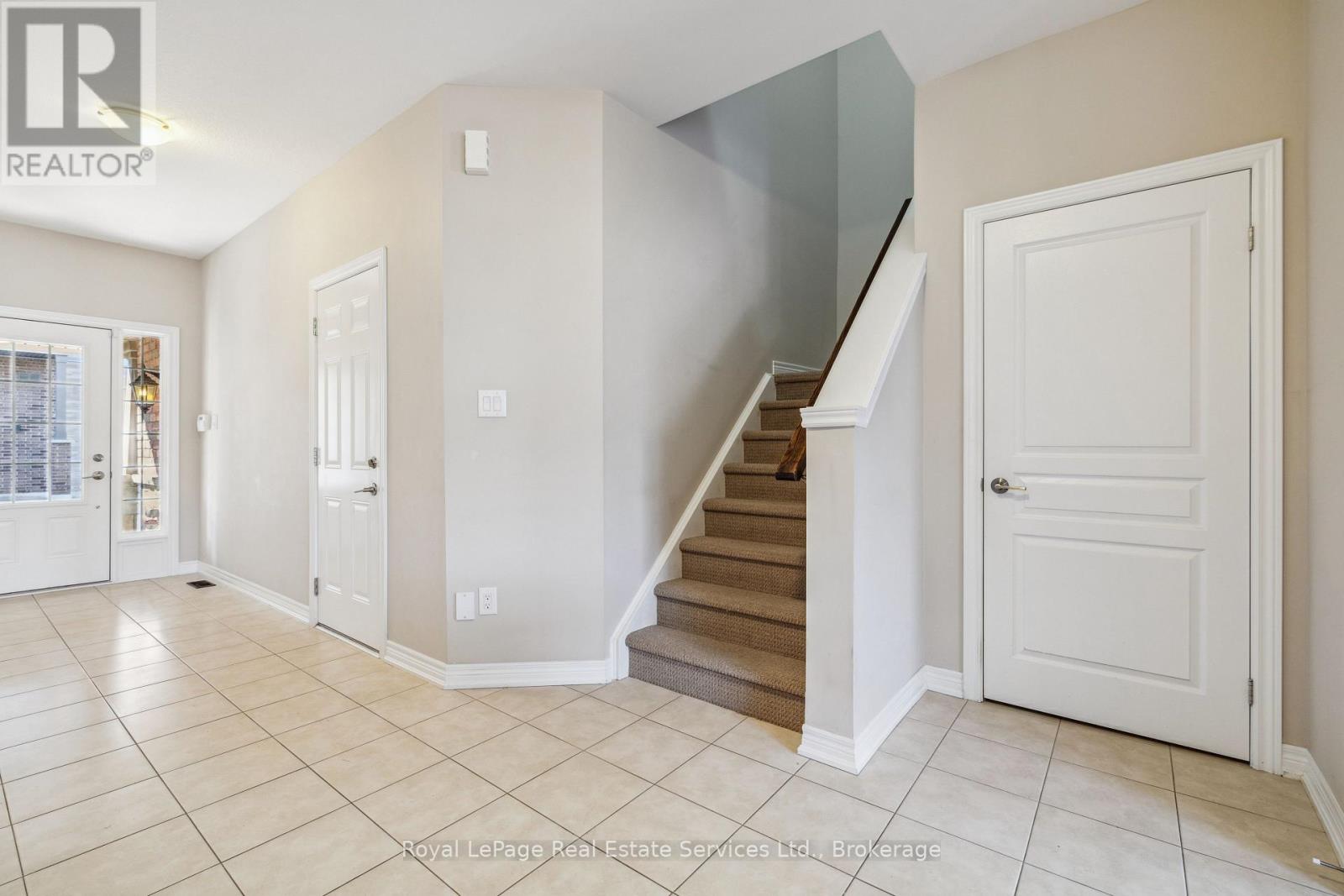 Photo 20 of 44 515 Winston Road, Grimsby ON
