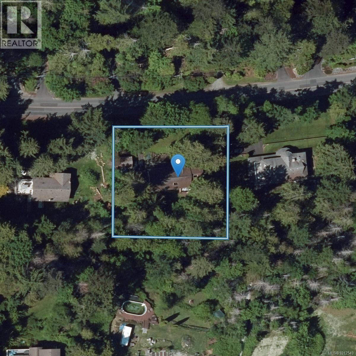  1077 Lands End Road, North Saanich