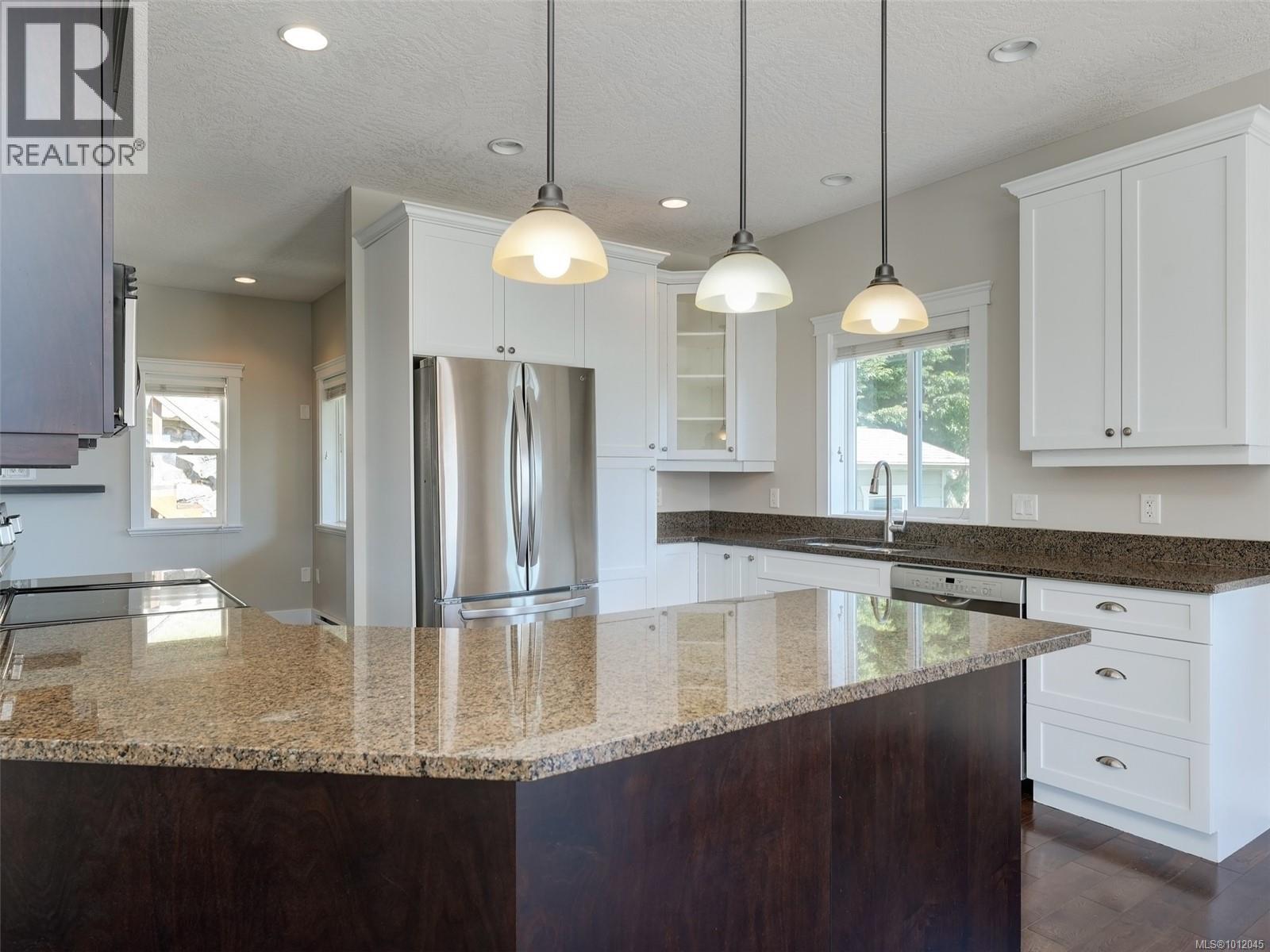 Photo 12 of 402 Latoria Rd, Colwood BC