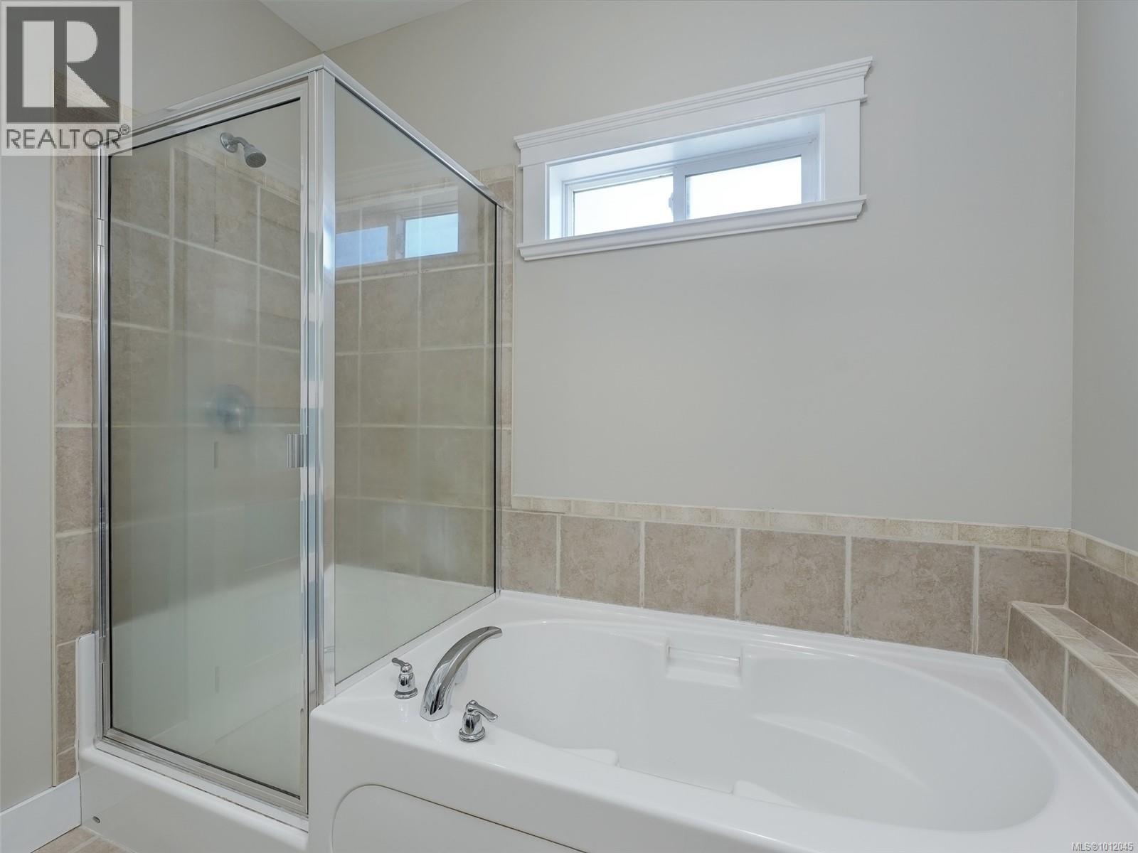Photo 20 of 402 Latoria Rd, Colwood BC
